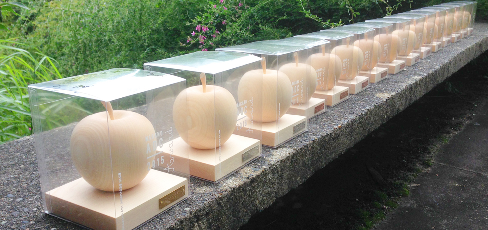 長野ADC審査会受賞トロフィー