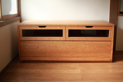 チェリーのテレビボード