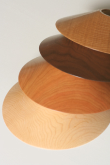 木のランプシェード