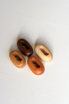 木のランプシェード